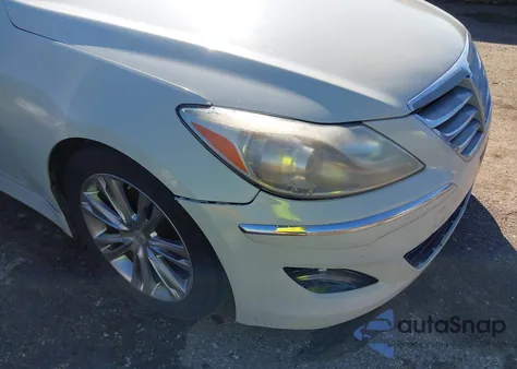 2012 Hyundai Genesis 3.8 from USA, damaged, VIN KMHGC4DD8CU154958